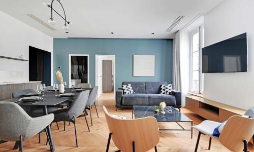 Spacious & Modern Home in Central Paris - 2BR6P - A20