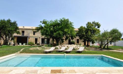 Appartement dans un mas provençal rénové