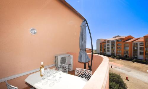 App. terrasse vue partielle mer