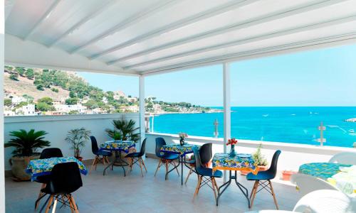 B&B Una Terrazza sul Golfo di Sferracavallo