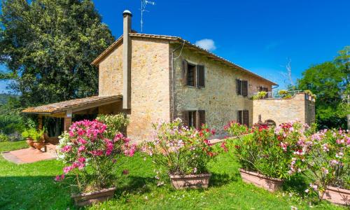 Holiday Home Poggio al Colle by Interhome