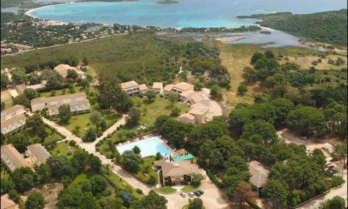 Fiori Di Cala Rossa Appartement T3 dans résidence hôtellière chez Virginie