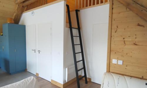 Logement entre lac et montagne