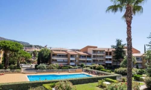 Beau T2 Lavandou + piscine Wifi