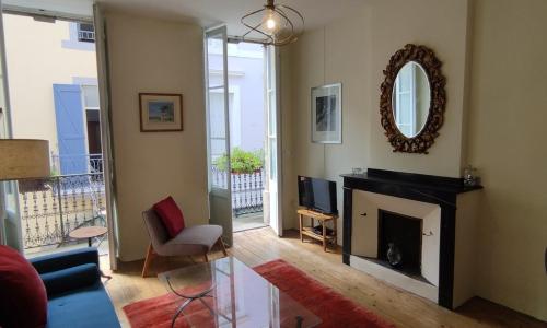 The Apartments, Rue Barbès