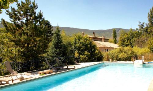 Le Moulin de la Viorne, gîte modulable avec piscine en Haute-Provence