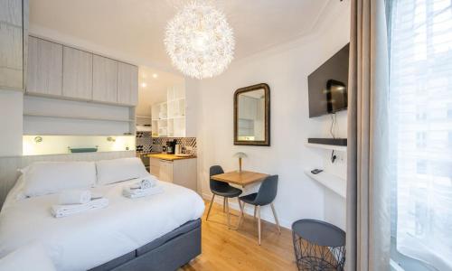 Etienne pernet - Charming studio with a nice private terrace