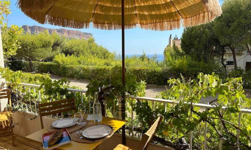 Le repaire de la Vierge bohème vue mer