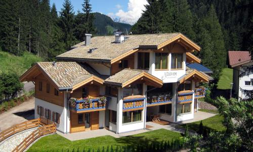 Color Home Suite Apartments