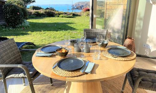 Helles Ferienhaus mit Meerblick