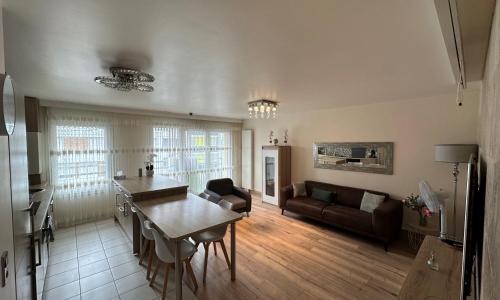 Appartement 82m2 Nanterre, Paris La Défense tram 2