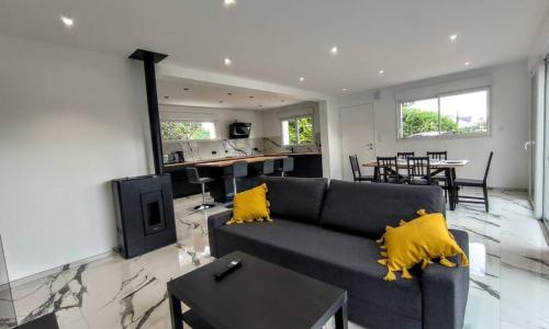 Villa à 900m des plages