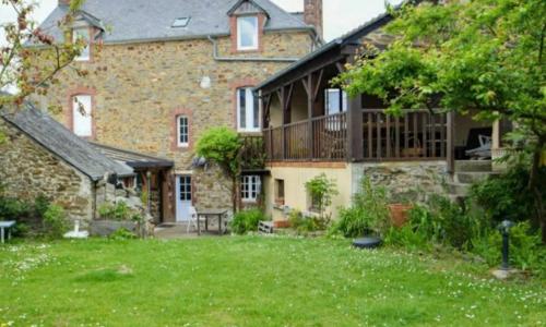 La Colline maison de famille à 100m de la Rance