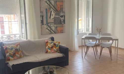 Appartement à 100 m de la gare