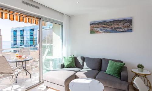 L28 Suite Californie 1min walk sea 3BDR/ AC & balcony