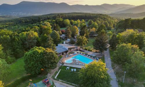 Hôtel parc & spa Les cigognes