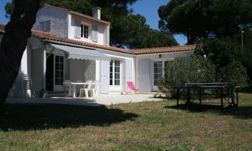 Grande maison à Chaucre à 500 m de la plage