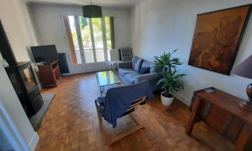 Maison au Calme, prés du centre Parking Privé