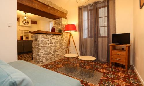 Studio du Charme Médiéval ConciergerieDameCarcas