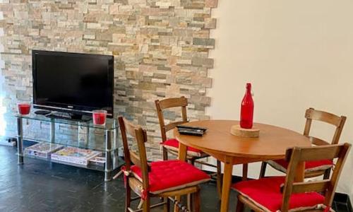 Charmant appartement rénové au cœur du village