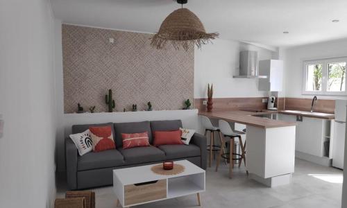 Maison indépendante avec terrasse & parking privé