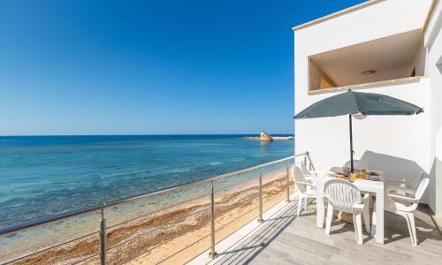 Un sogno sul mare by BarbarHouse