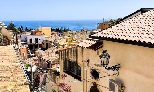 Panoramic Taormina Center