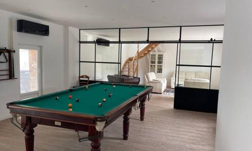 le bovary Agreable gite de 240m2 billards, baby, pétanque