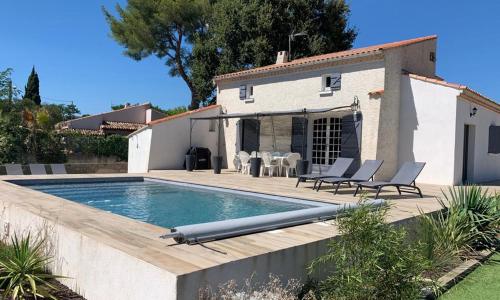 Villa Andrée avec piscine à proximité de la mer