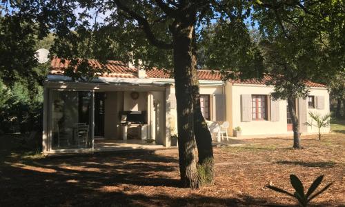 LA HULOTTE - draps et serviettes non fournis -