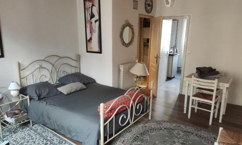 T1 Centre ville 1500m de la plage 15 km de l'Etretat