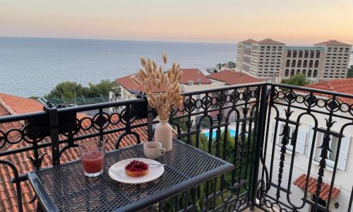 2 pièces BeHappy next Monaco