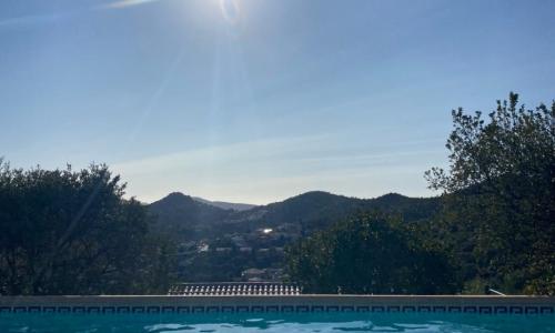 Appartement avec vue sur château et piscine privée