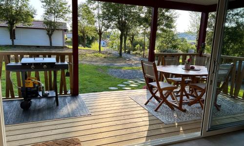 Chalet de 3 chambres avec piscine partagee jacuzzi et jardin amenage a Hasparren
