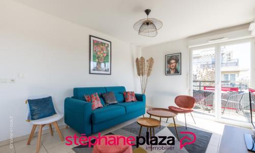 Happy Color by Plaza - Proche Disneyland Paris