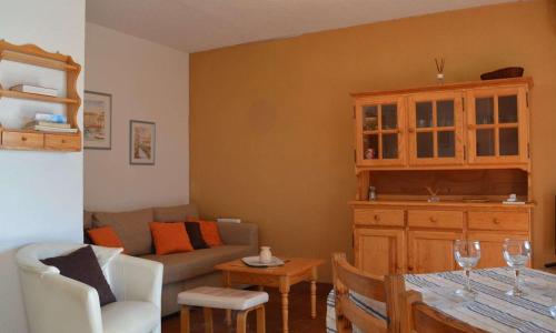 Appartement La Croix-Valmer, 2 pièces, 4 personnes - FR-1-226B-28