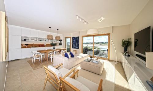 La Promenade du Port - Balcon vue sur le port