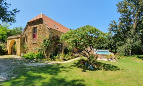 Le Clos d'Ô Les Rapiettes maison proche Sarlat avec piscine privée
