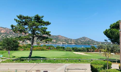 Cap Esterel ,Baie d'Agay ,vue mer