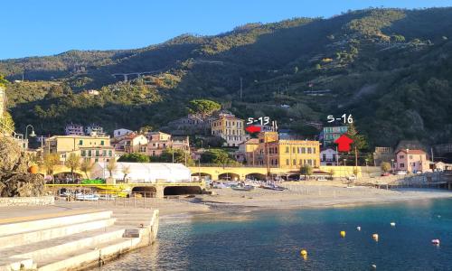Monterosso Servano's Villas