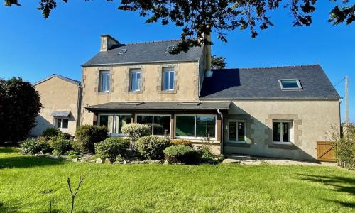 Grande maison et grand jardin entre Roscoff, Saint Pol de Léon et Santec, 2 nuits minimum