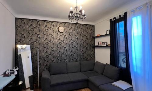 Best located and new place in MC