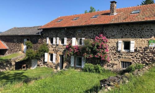 La maison aux volets blancs