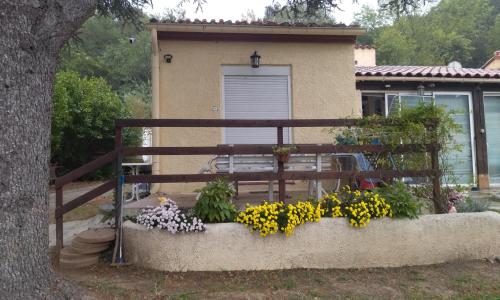 F1 chambre et cuisine