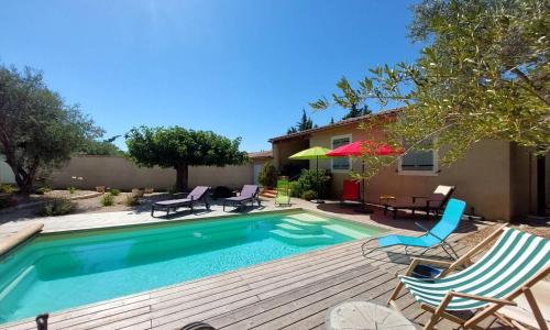 Villa Lagnes, 5 pièces, 8 personnes - FR-1-767-2