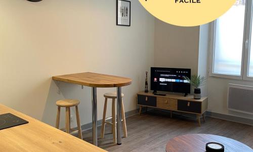 T2 face gare SNCF Appart Hotel le Cygne 1