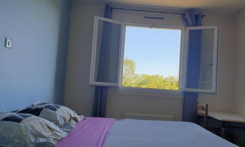 Chambre au calme avec cuisine équipée en supplément sur demande