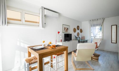 Charmant T2 Terrasse , à 5min à pieds de la GARE et CENTRE VILLE, CLIM