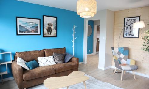 L'Insoupçonné : garage, proche Axone, Stellantis