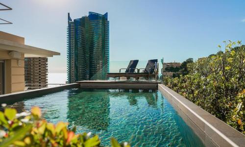 Montecarlo Luxury Apartment Pool